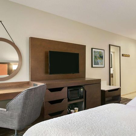 Hampton Inn Binghamton/Johnson City Экстерьер фото