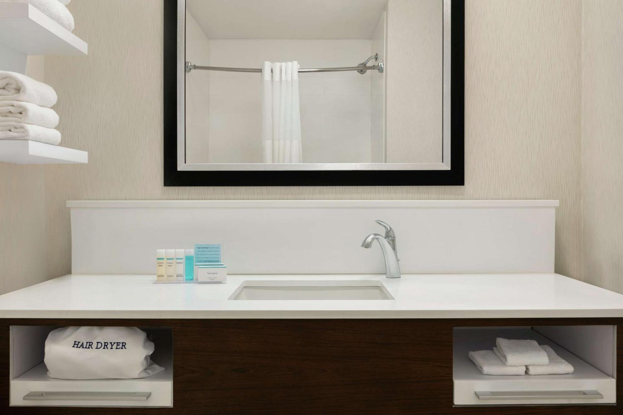 Hampton Inn Binghamton/Johnson City Экстерьер фото