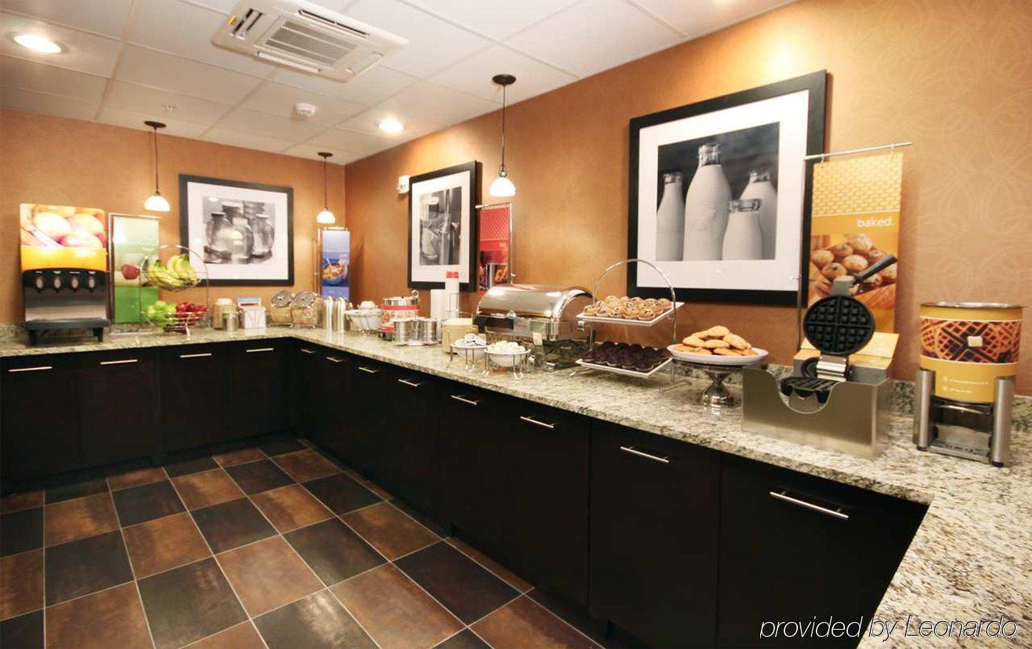 Hampton Inn Binghamton/Johnson City Ресторан фото