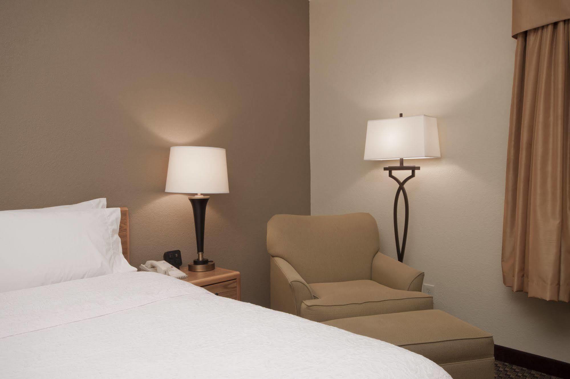 Hampton Inn Binghamton/Johnson City Экстерьер фото