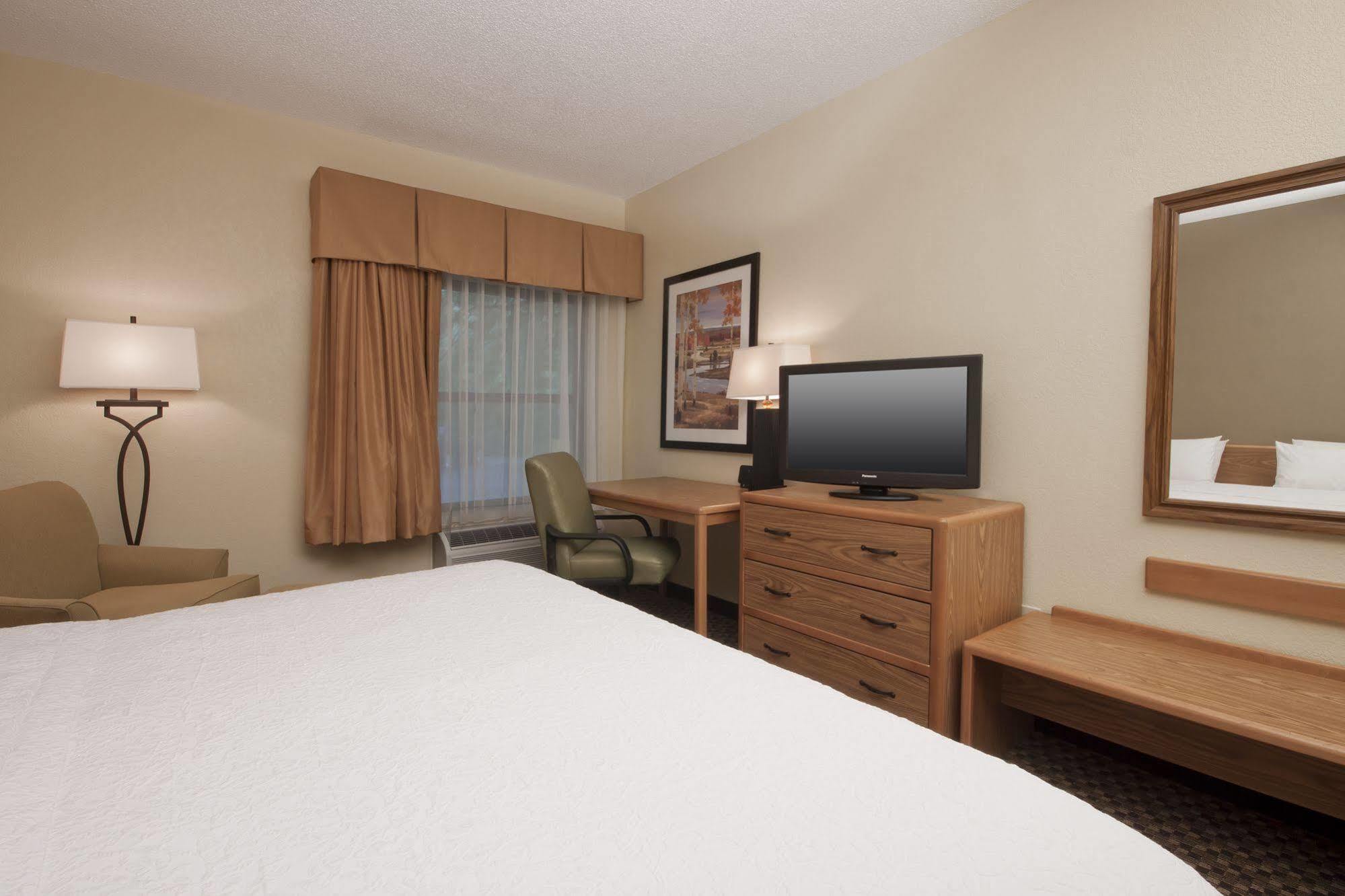 Hampton Inn Binghamton/Johnson City Экстерьер фото