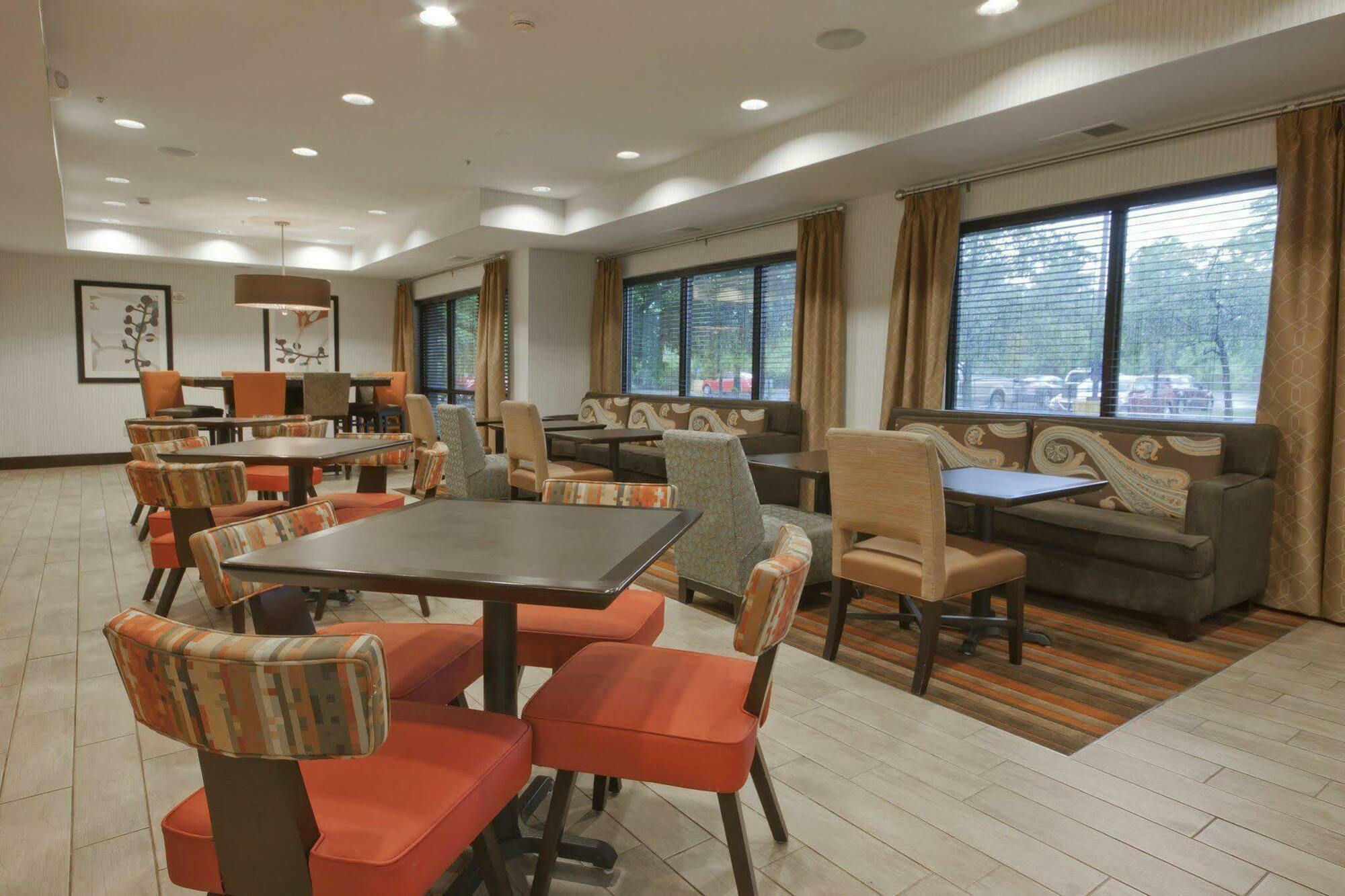 Hampton Inn Binghamton/Johnson City Экстерьер фото